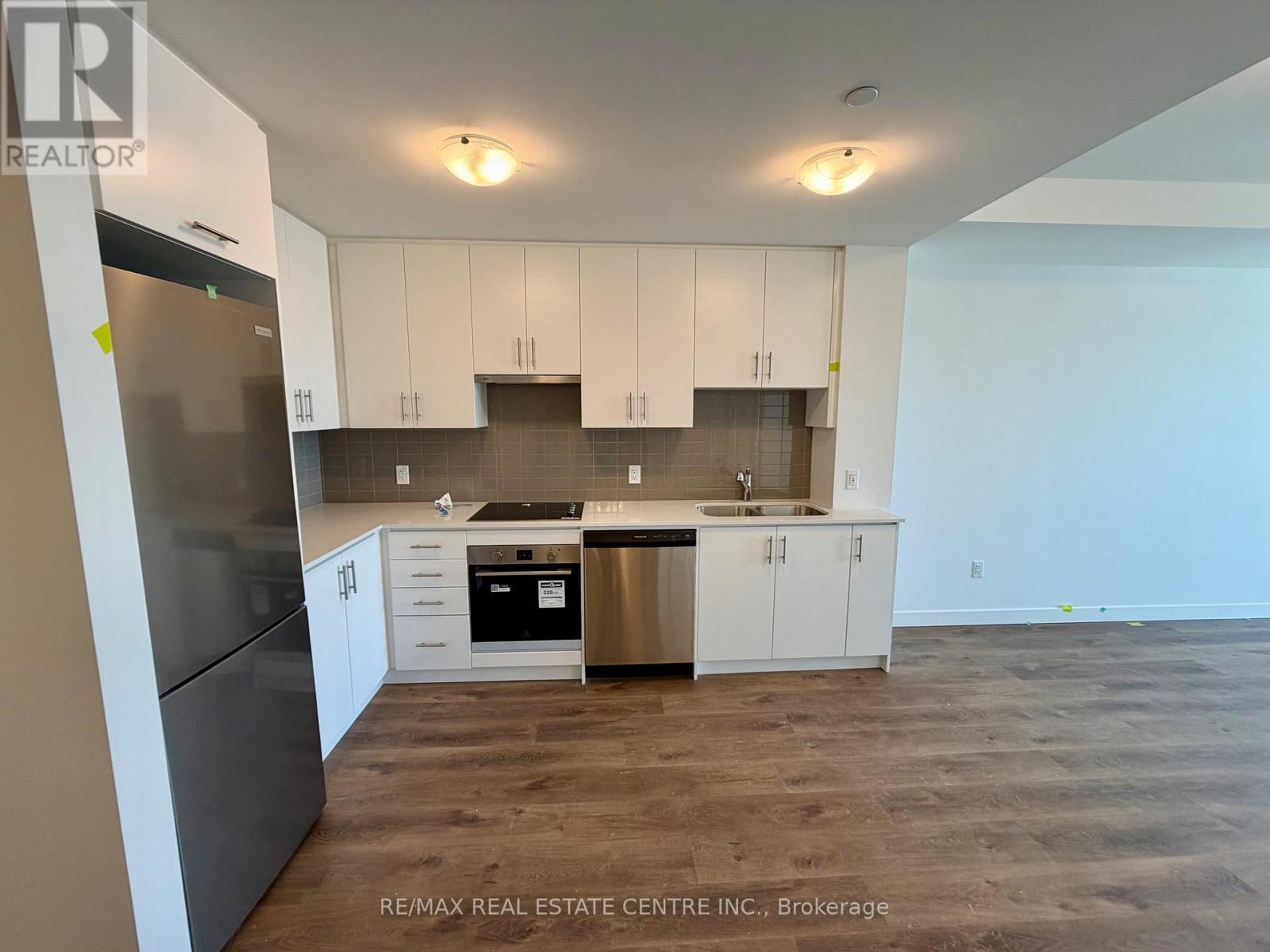 910 - 461 Green Road, Hamilton, Ontario  L8E 0L5 - Photo 5 - X12771542