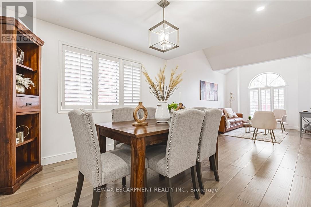 6 Windmill Place, Hamilton (Dundas), Ontario  L9M 6V9 - Photo 19 - X12771562