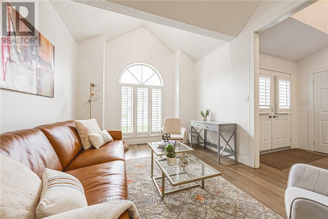 6 Windmill Place, Hamilton (Dundas), Ontario  L9M 6V9 - Photo 21 - X12771562