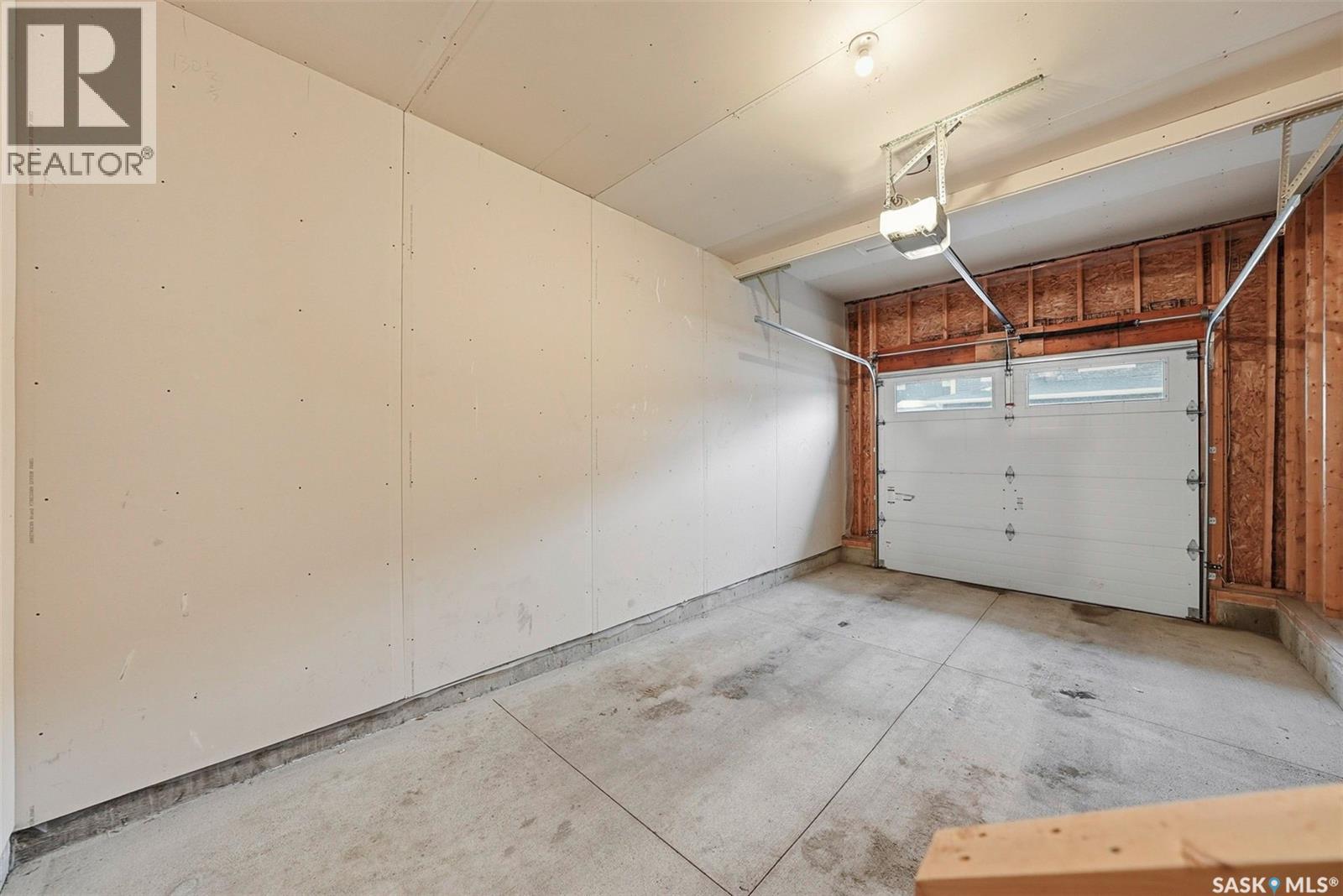 #3 115 Veltkamp Crescent, Saskatoon, Saskatchewan  S7T 0T7 - Photo 28 - SK028159