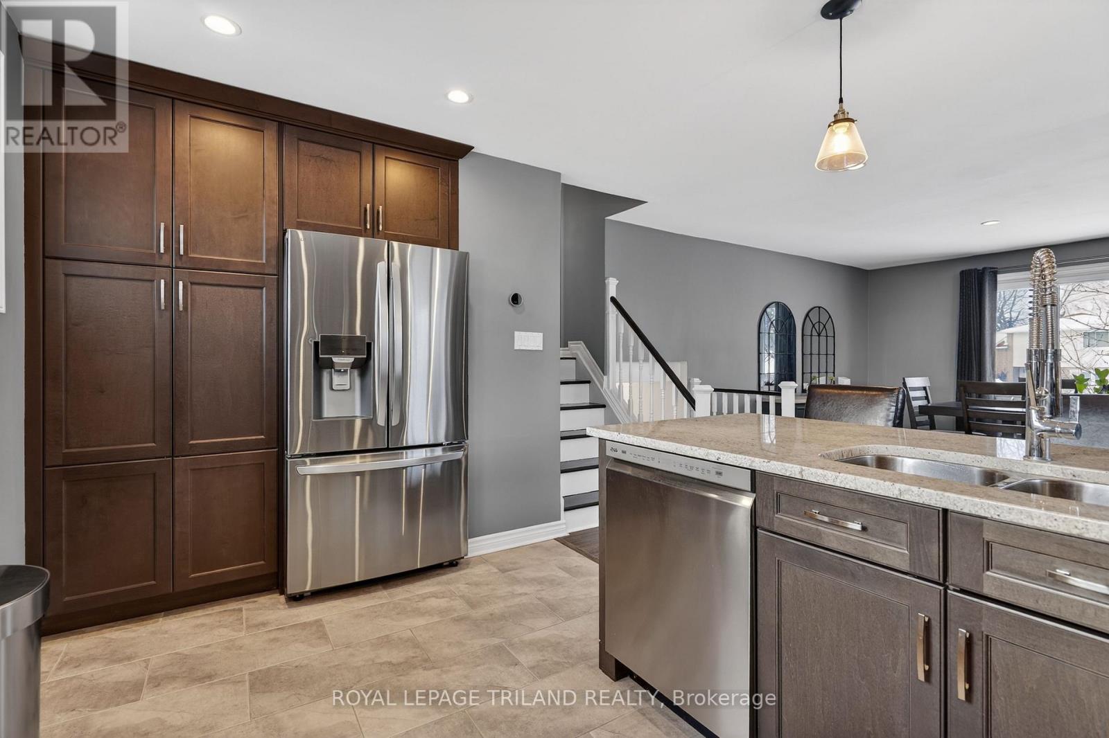 Photo 16 of 41 for 156 Antrim Crescent