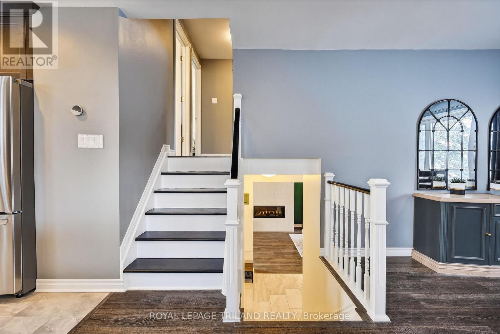 Photo 19 of 41 for 156 Antrim Crescent