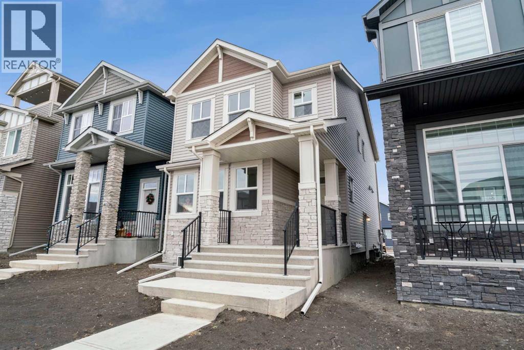 17 Creekview Manor SW, Calgary, Alberta