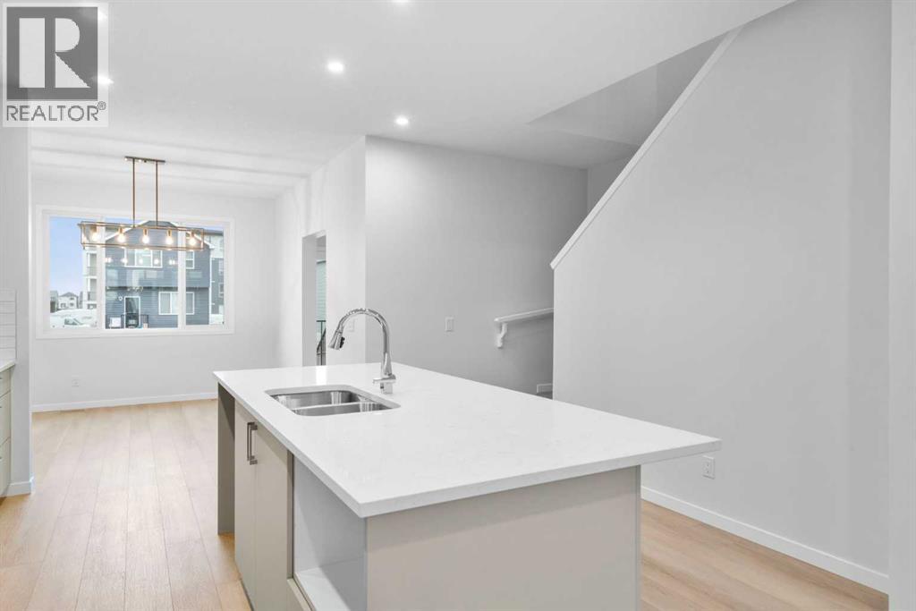 17 Creekview Manor Sw, Calgary, Alberta  T2X 5Y4 - Photo 11 - A2284416