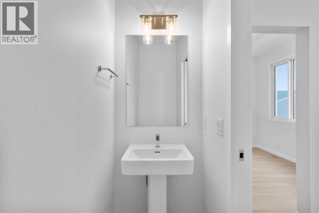 17 Creekview Manor Sw, Calgary, Alberta  T2X 5Y4 - Photo 19 - A2284416