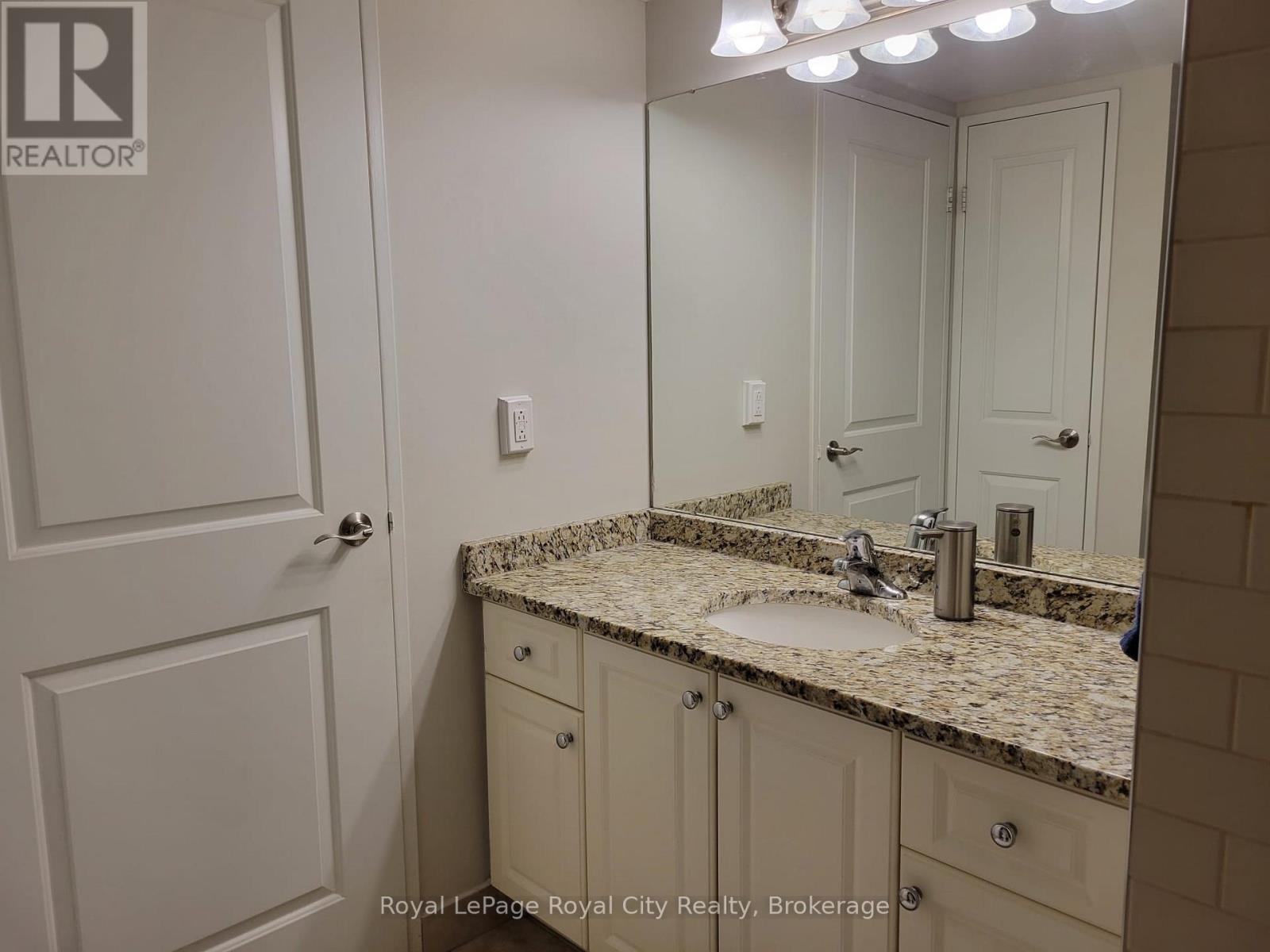 608 - 55 Yarmouth Street, Guelph (Downtown), Ontario  N1H 7R4 - Photo 14 - X12771770