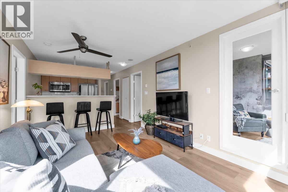 Listing Picture 7 of 33 : 2011 1331 ALBERNI STREET, Vancouver / 溫哥華 - 魯藝地產 Yvonne Lu Group - MLS Medallion Club Member