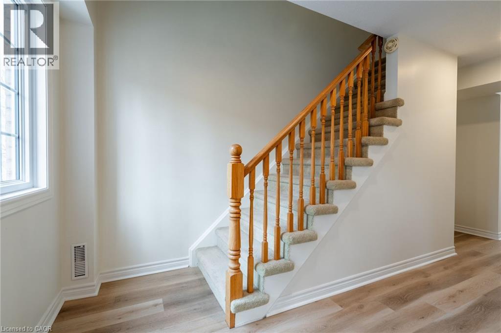 2075 Walkers Line Unit# 246, Burlington, Ontario  L7M 4G7 - Photo 17 - 40796062