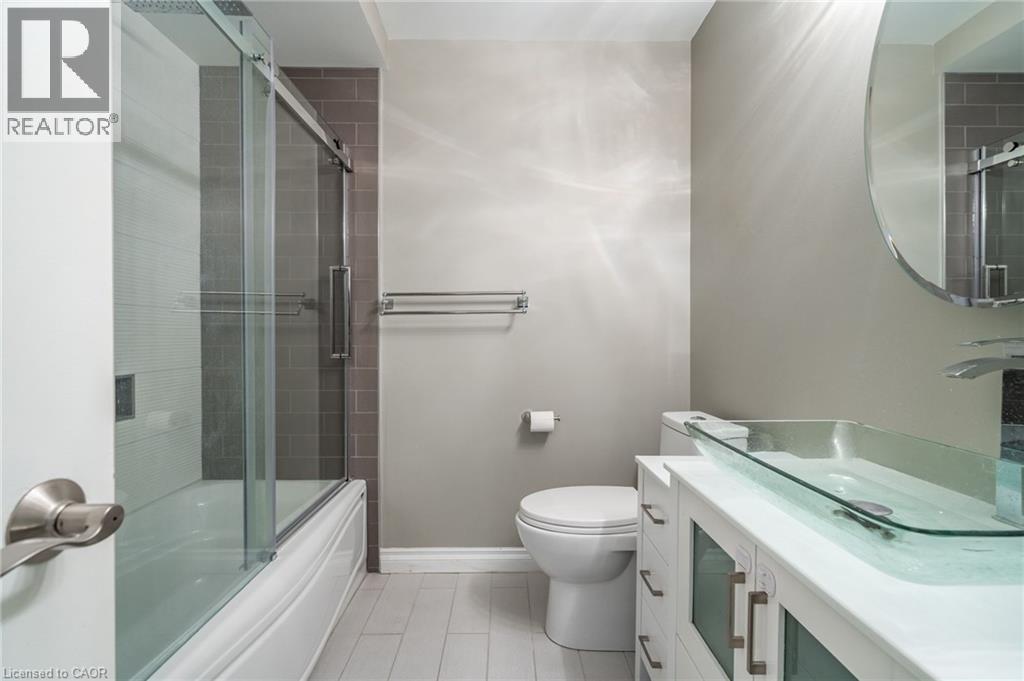 2075 Walkers Line Unit# 246, Burlington, Ontario  L7M 4G7 - Photo 27 - 40796062