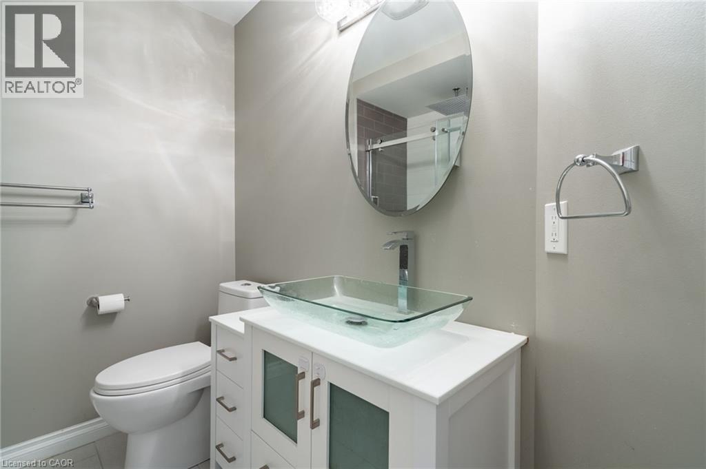 2075 Walkers Line Unit# 246, Burlington, Ontario  L7M 4G7 - Photo 28 - 40796062