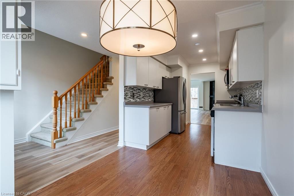 2075 Walkers Line Unit# 246, Burlington, Ontario  L7M 4G7 - Photo 16 - 40796062