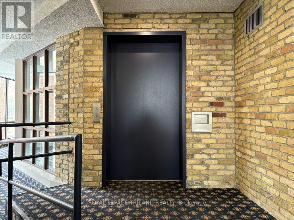 306 - 460 Wellington Street, London East (East F), Ontario  N6A 3P8 - Photo 2 - X12771690