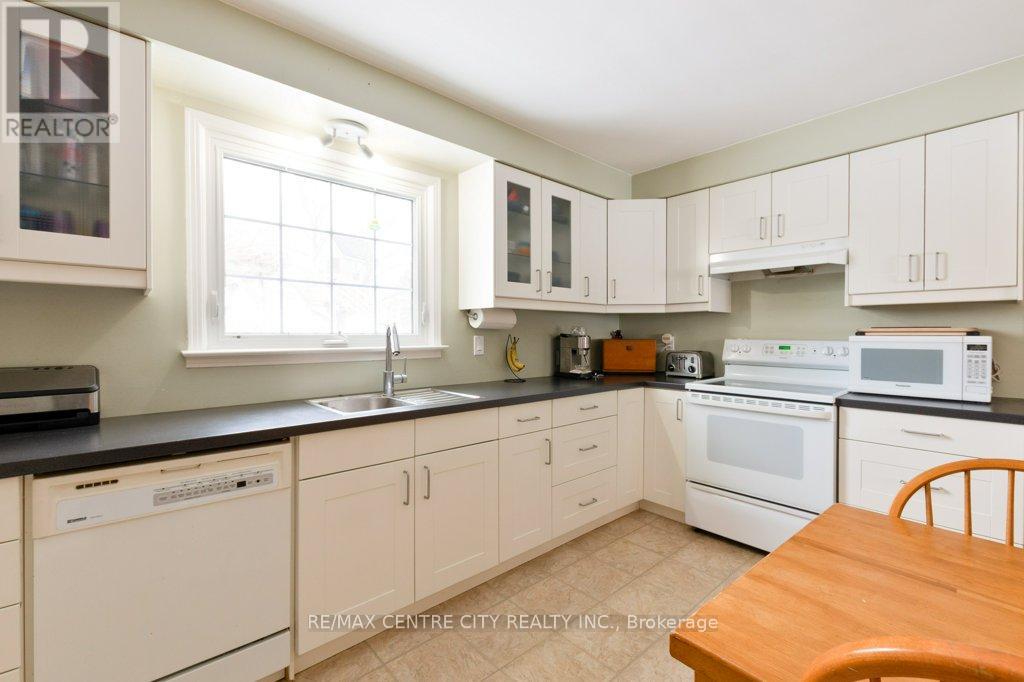 6579 Bostwick Road, Central Elgin, Ontario  N0L 2L0 - Photo 18 - X12771808