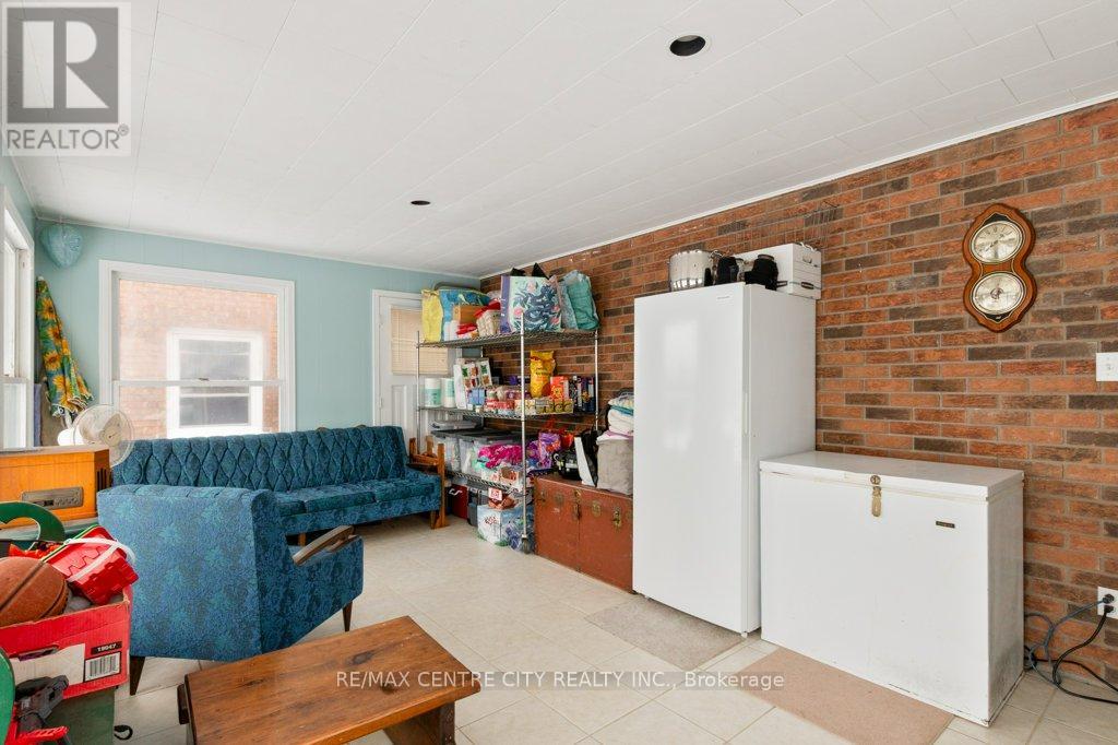 6579 Bostwick Road, Central Elgin, Ontario  N0L 2L0 - Photo 23 - X12771808