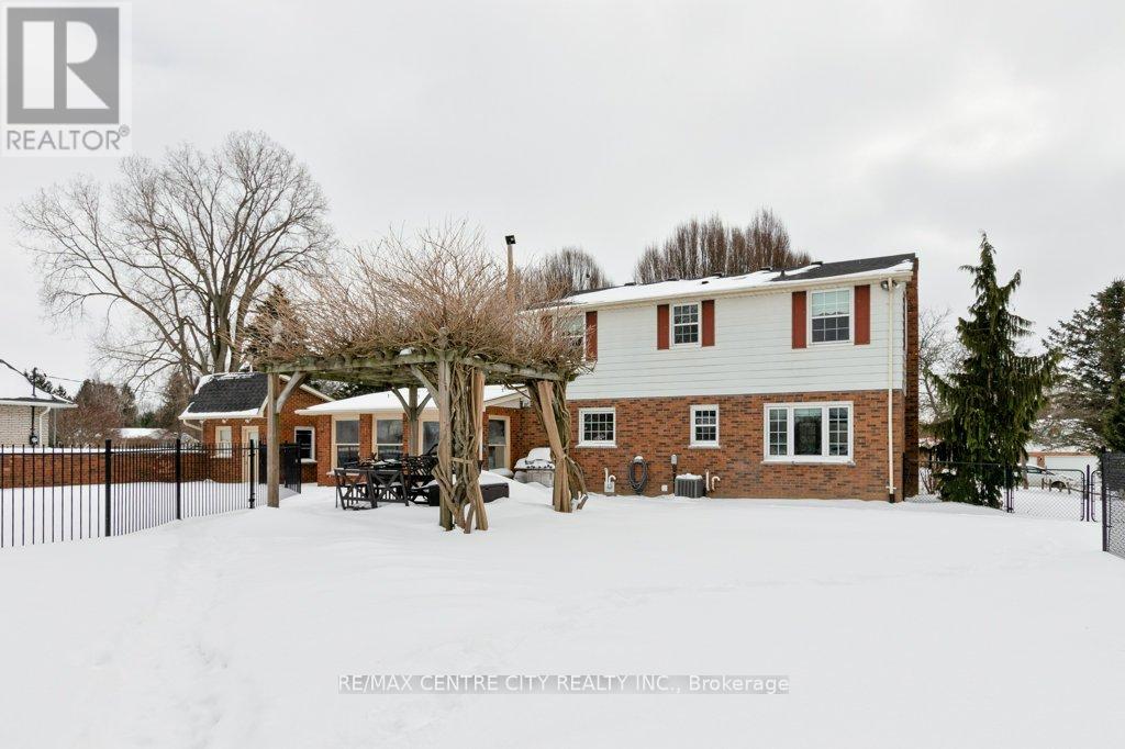 6579 Bostwick Road, Central Elgin, Ontario  N0L 2L0 - Photo 37 - X12771808