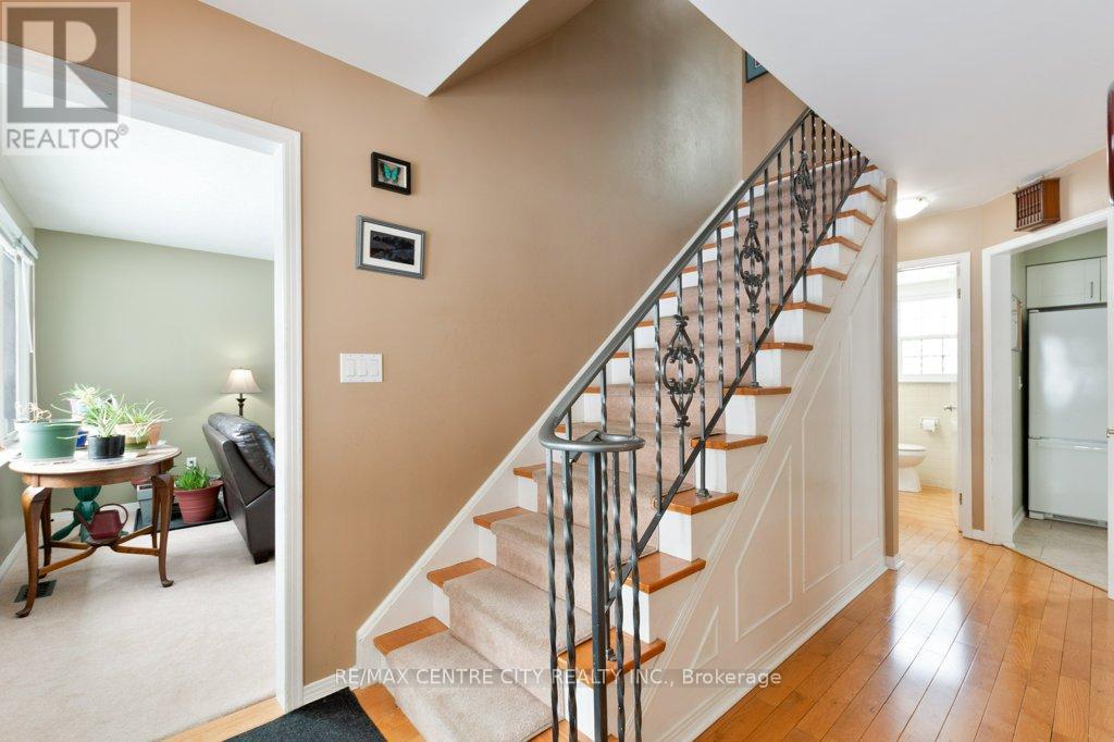 6579 Bostwick Road, Central Elgin, Ontario  N0L 2L0 - Photo 6 - X12771808