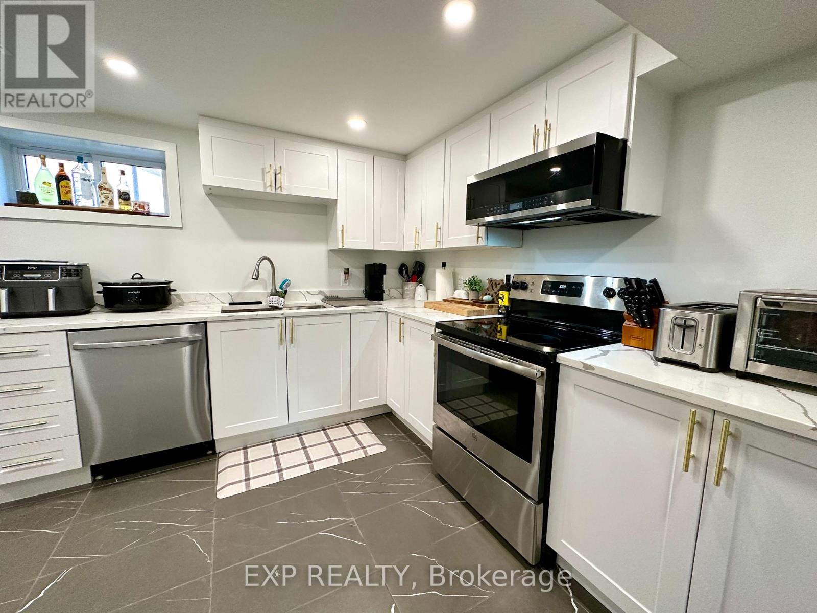 44 Sherry Lane, Ottawa, Ontario  K2G 3L8 - Photo 23 - X12771628