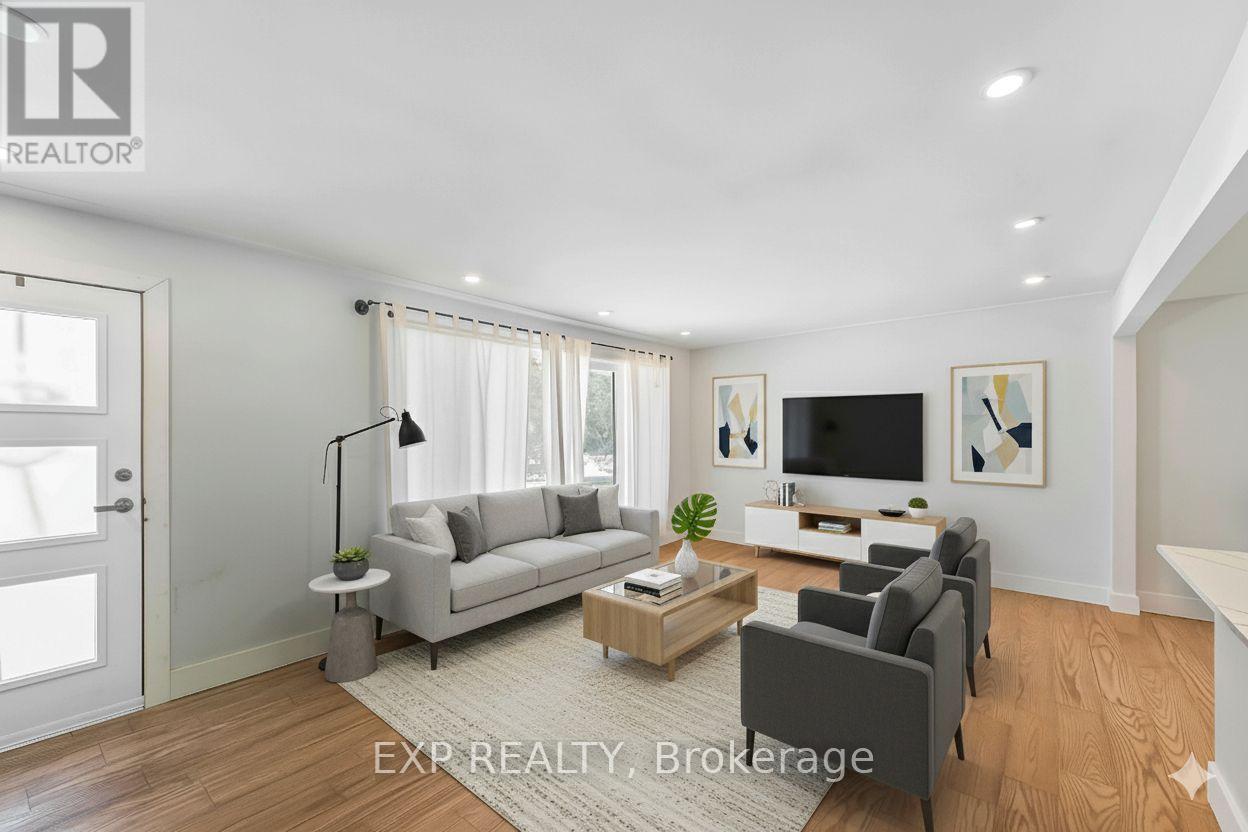 44 Sherry Lane, Ottawa, Ontario  K2G 3L8 - Photo 4 - X12771628