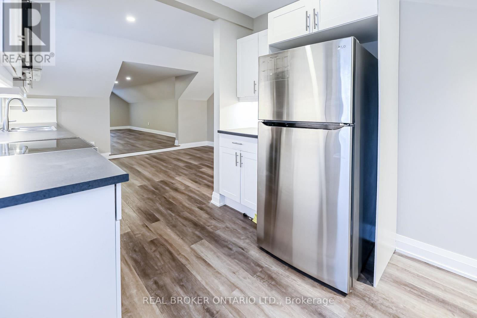 B - 81 Queen Street, Smiths Falls, Ontario  K7A 3N5 - Photo 8 - X12771676