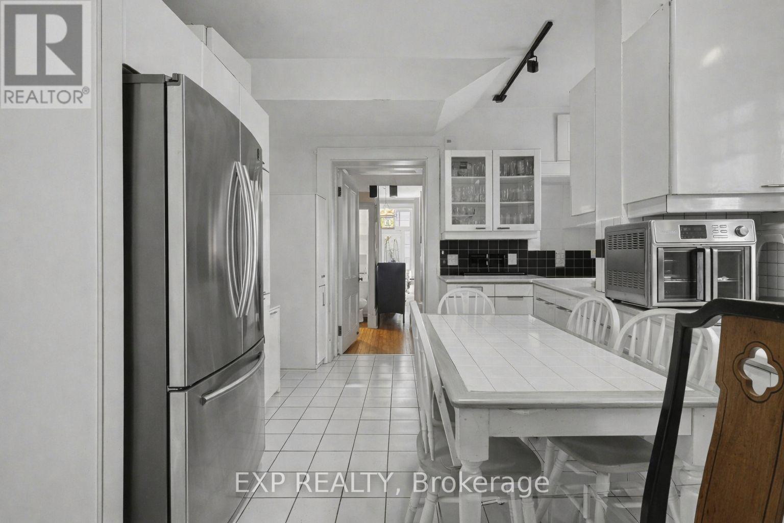 149 Daly Avenue, Ottawa, Ontario  K1N 6E8 - Photo 14 - X12771740