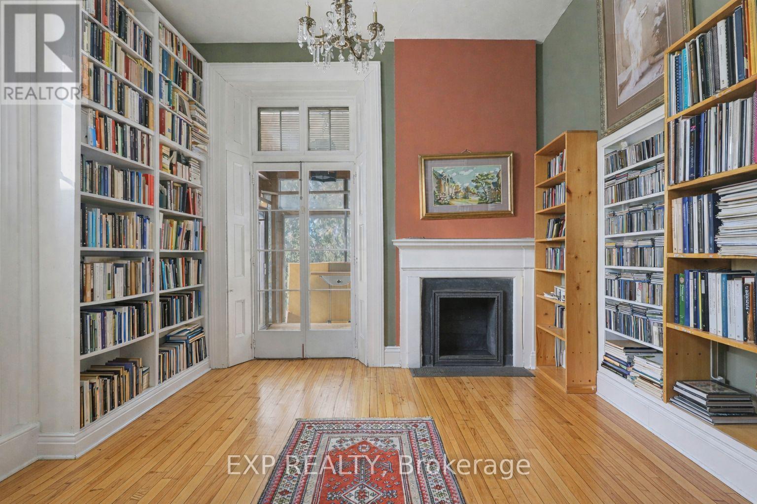 149 Daly Avenue, Ottawa, Ontario  K1N 6E8 - Photo 8 - X12771740