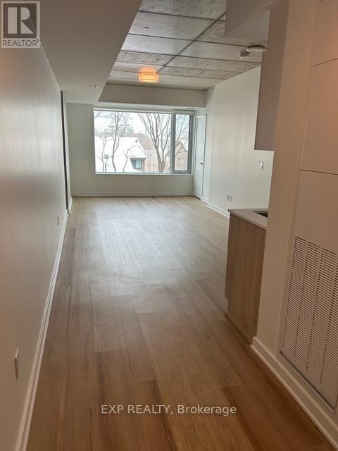501 - 36 Robinson Avenue, Ottawa, Ontario  K1S 8N8 - Photo 2 - X12771796