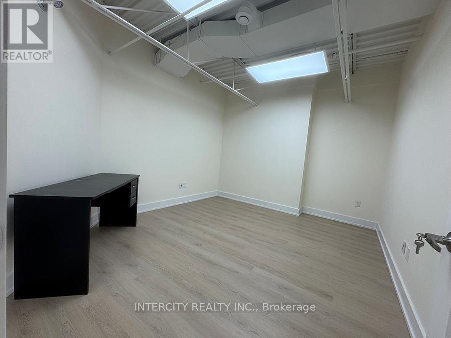 26b - 665 Millway Avenue, Vaughan, Ontario  L4K 3T8 - Photo 22 - N12735720