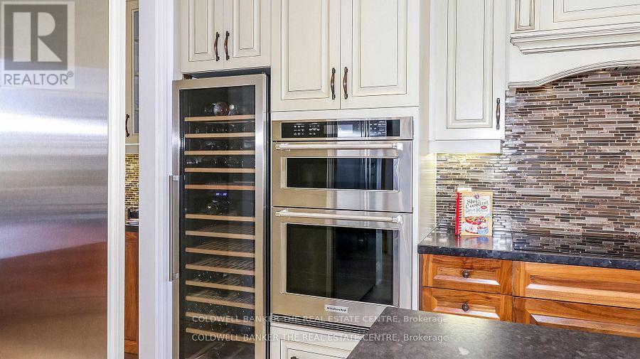 59 Leith Drive, Bradford West Gwillimbury (Bradford), Ontario  L3Z 0V6 - Photo 7 - N12770368