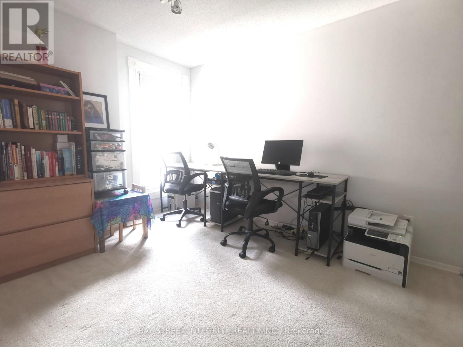 976 Raintree Lane, Mississauga, Ontario  L5H 3Y6 - Photo 14 - W12674788