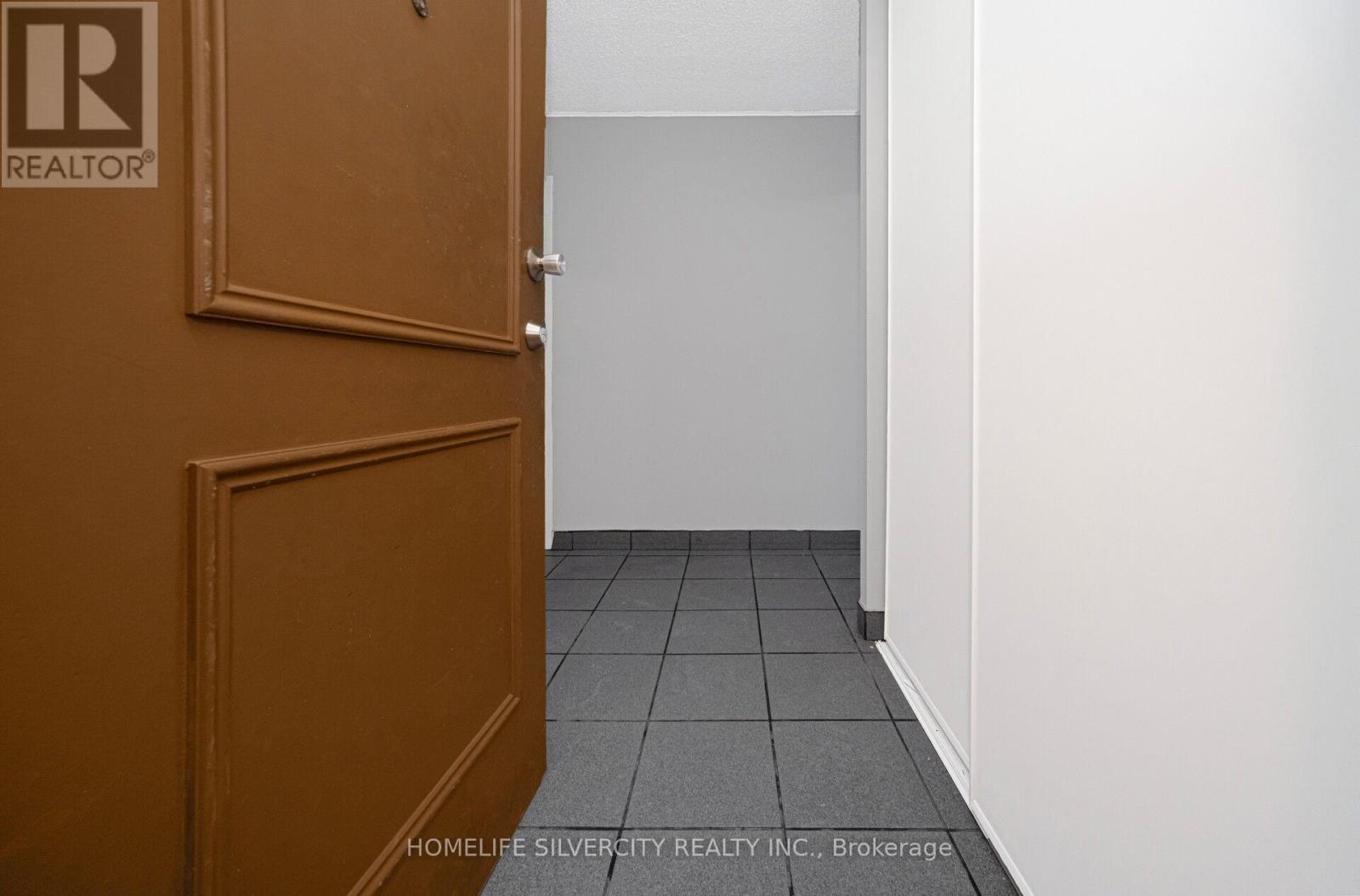 611 - 3577 Derry Road E, Mississauga, Ontario  L4T 1B3 - Photo 9 - W12769116