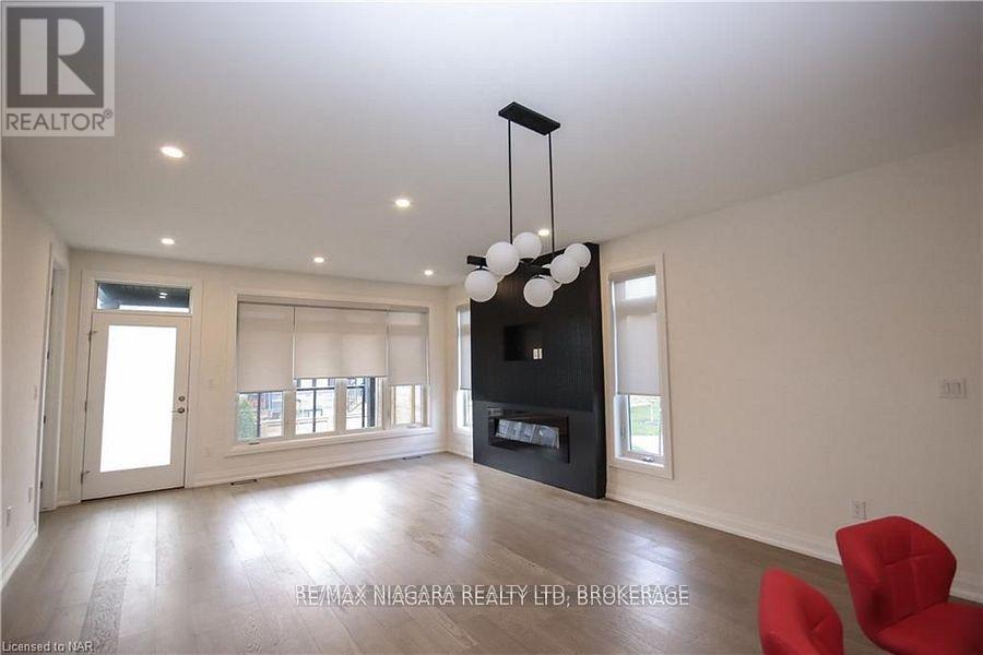 27 - 9150 Willoughby Drive, Niagara Falls (Chippawa), Ontario  L2G 0Z5 - Photo 2 - X12771618