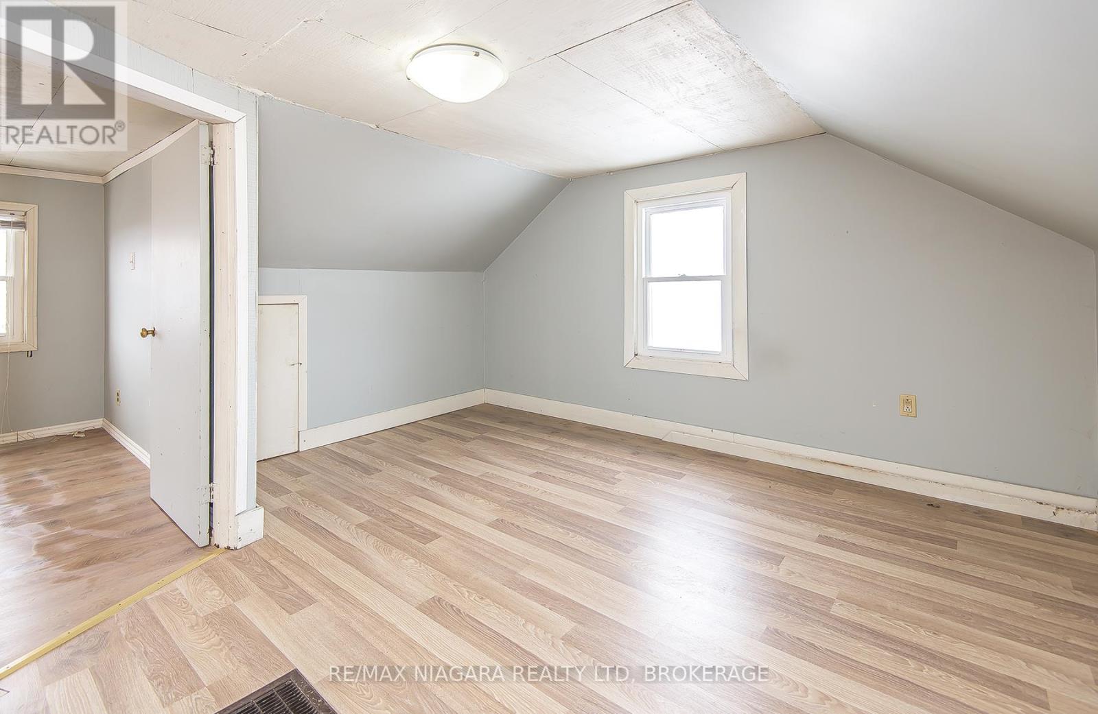 567 Killaly Street, Port Colborne, Ontario  L3K 2J8 - Photo 20 - X12771662