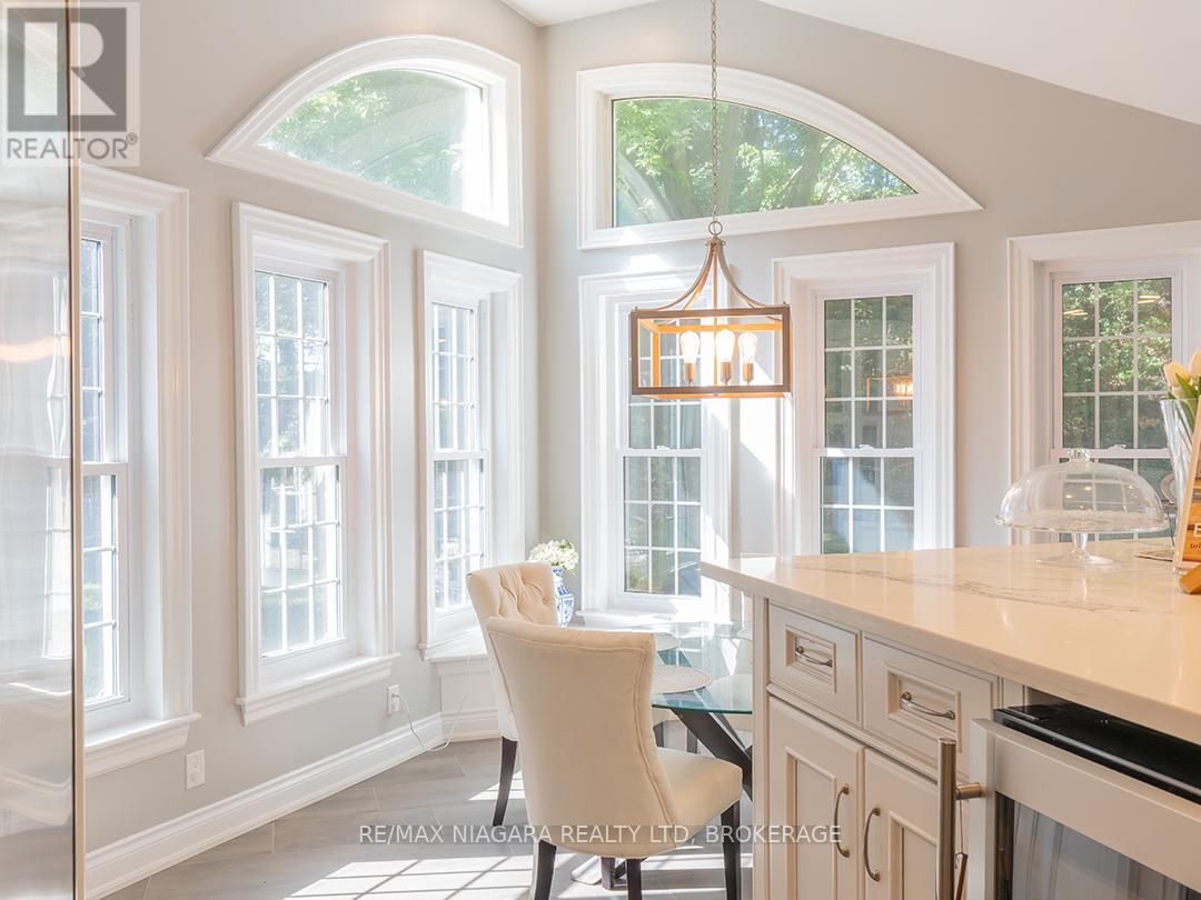 10187 Lakeshore Road W, Wainfleet (Lakeshore), Ontario  L3K 5V4 - Photo 9 - X12771776