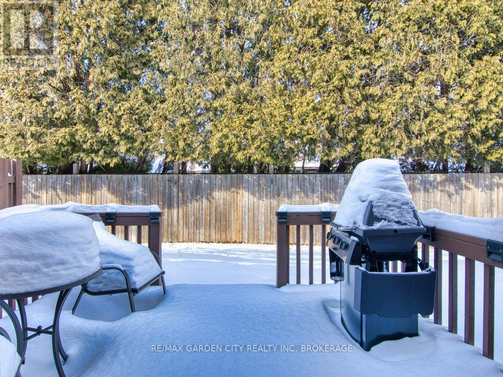 7 - 259 Scott Street, St. Catharines (Vine/linwell), Ontario  L2N 1H9 - Photo 4 - X12771812