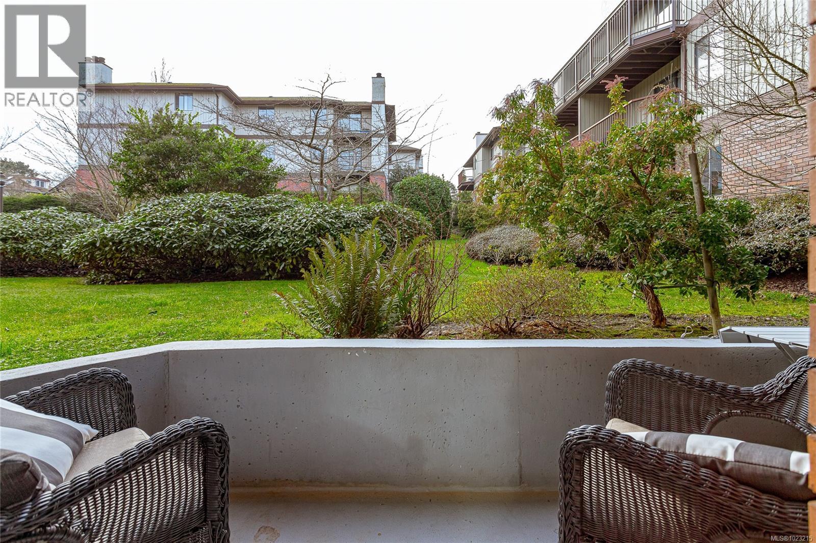 109 1655 Begbie St, Victoria, British Columbia  V8R 1L4 - Photo 16 - 1023215