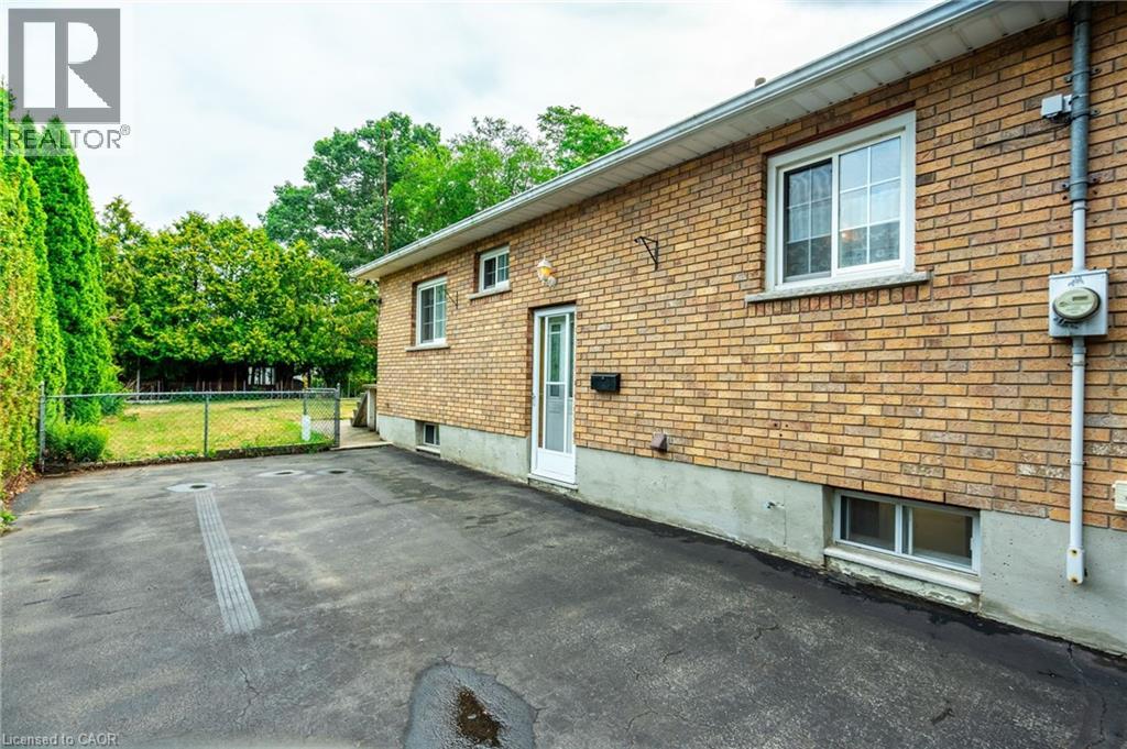 961 Danforth Avenue, Burlington, Ontario  L7T 1S7 - Photo 33 - 40760514