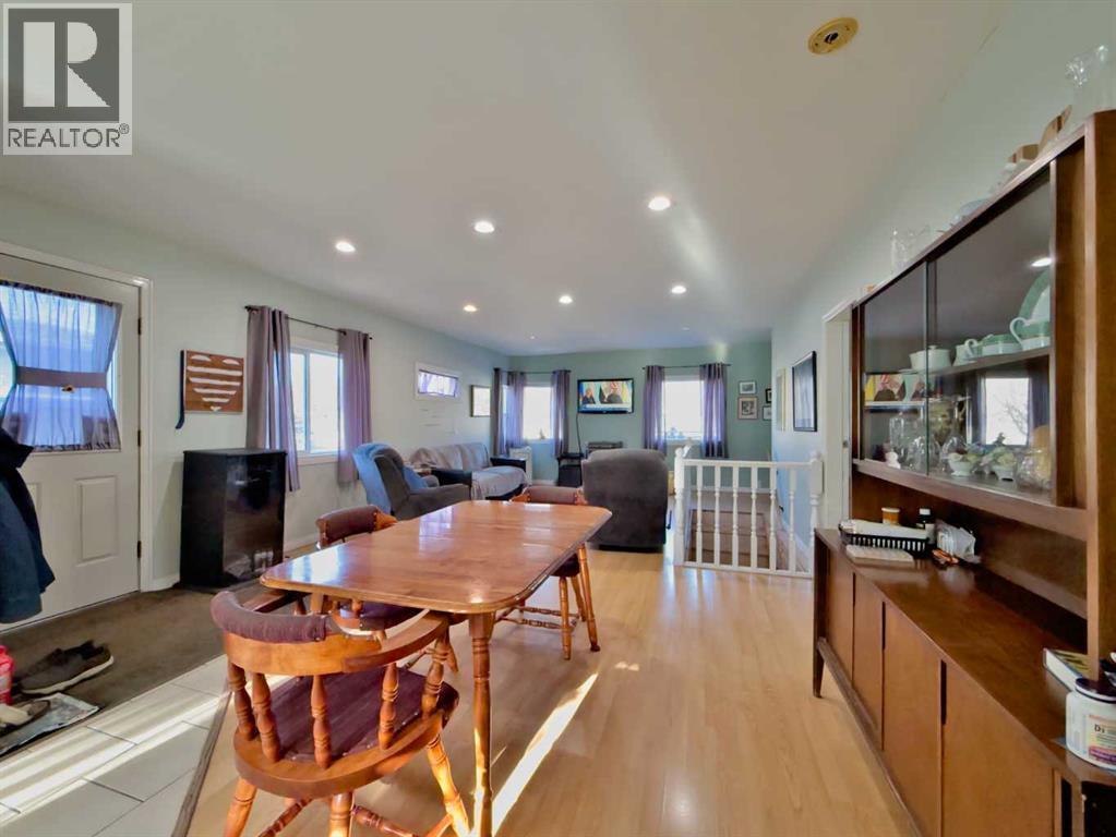 12718 21 Avenue, Blairmore, Alberta  T0K 0E0 - Photo 12 - A2281765