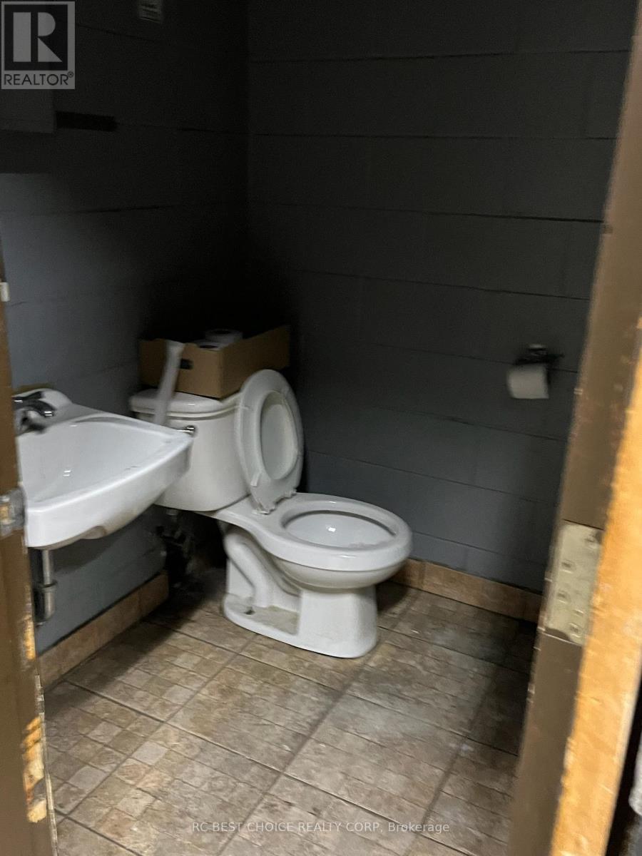 23 - 3078 Don Mills Road E, Toronto, Ontario  M2J 3C1 - Photo 17 - C12771622