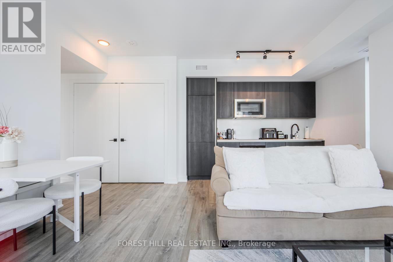 3006 - 327 King Street W, Toronto, Ontario  M5V 0W7 - Photo 12 - C12771638