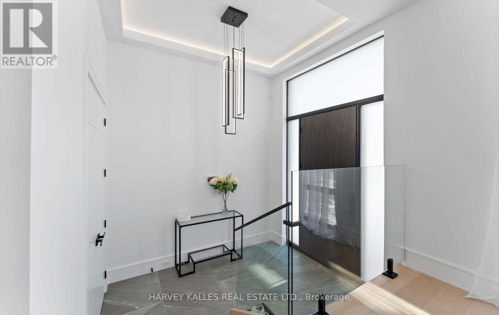 656 Oriole Parkway, Toronto, Ontario  M4R 2C4 - Photo 2 - C12771692