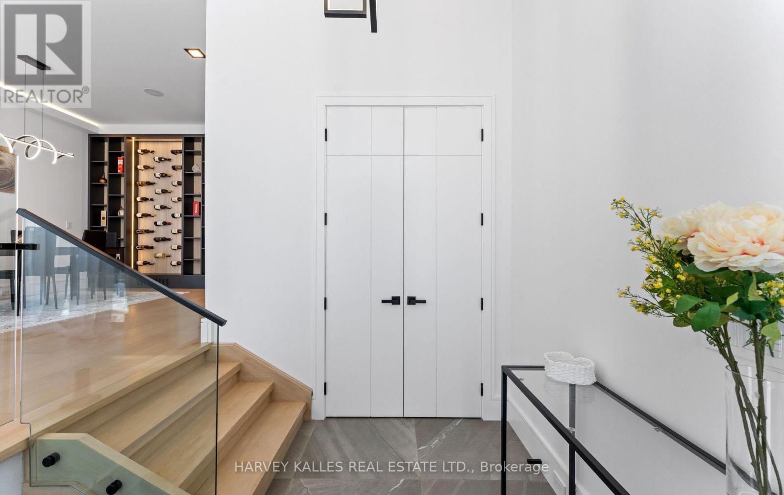 656 Oriole Parkway, Toronto, Ontario  M4R 2C4 - Photo 3 - C12771692