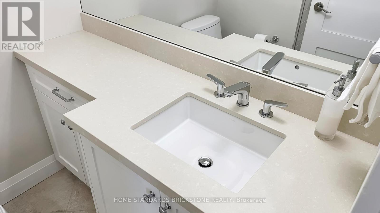 803 - 47 St Clair Avenue W, Toronto, Ontario  M4V 3A5 - Photo 22 - C12771722