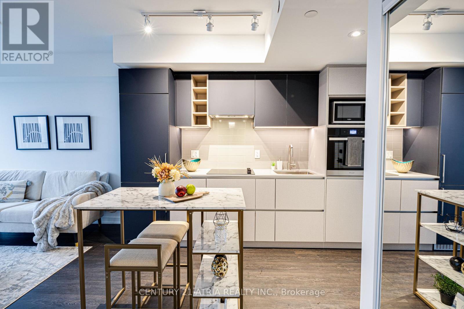 5011 - 319 Jarvis Street, Toronto, Ontario  M5B 0C8 - Photo 3 - C12771772