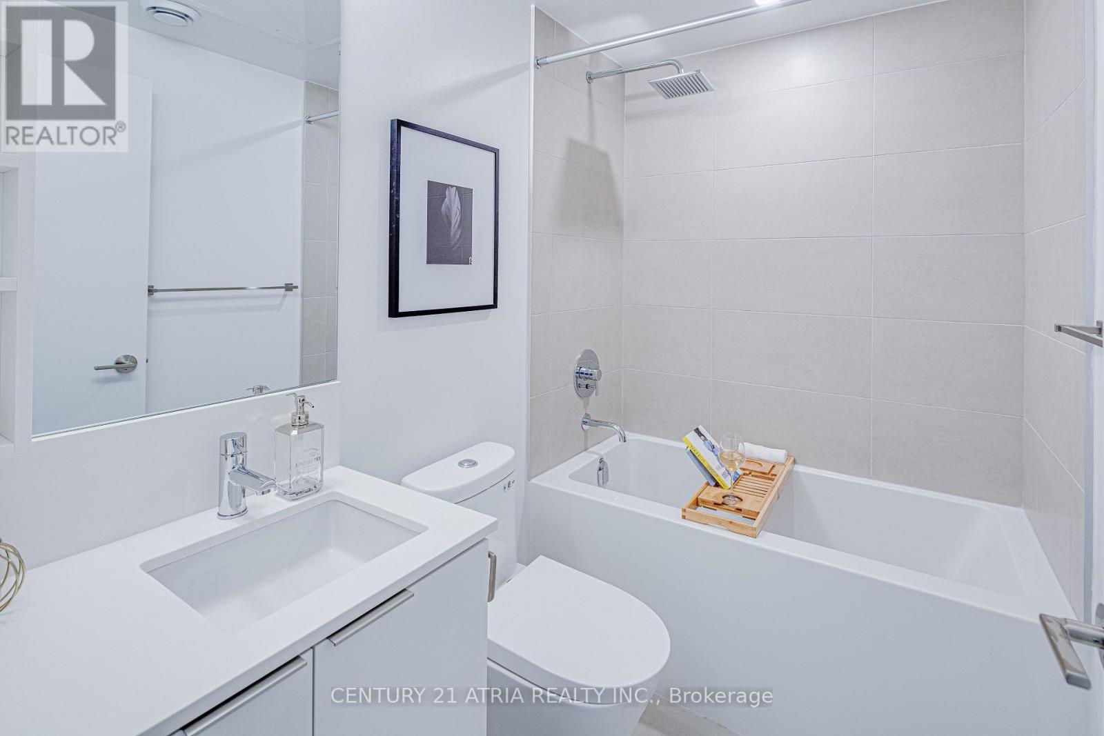 4007 - 8 Wellesley Street W, Toronto, Ontario  M4Y 0J5 - Photo 10 - C12771782