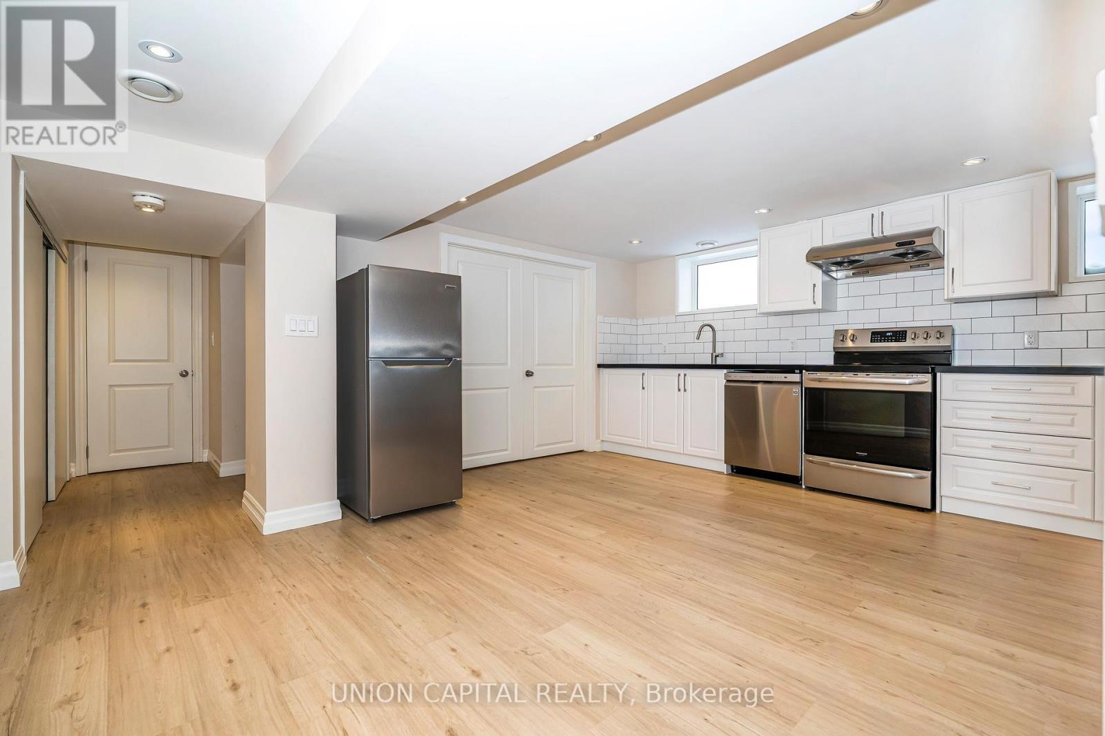 BASEMENT - 40 PEVERIL HILL N, Toronto, Ontario