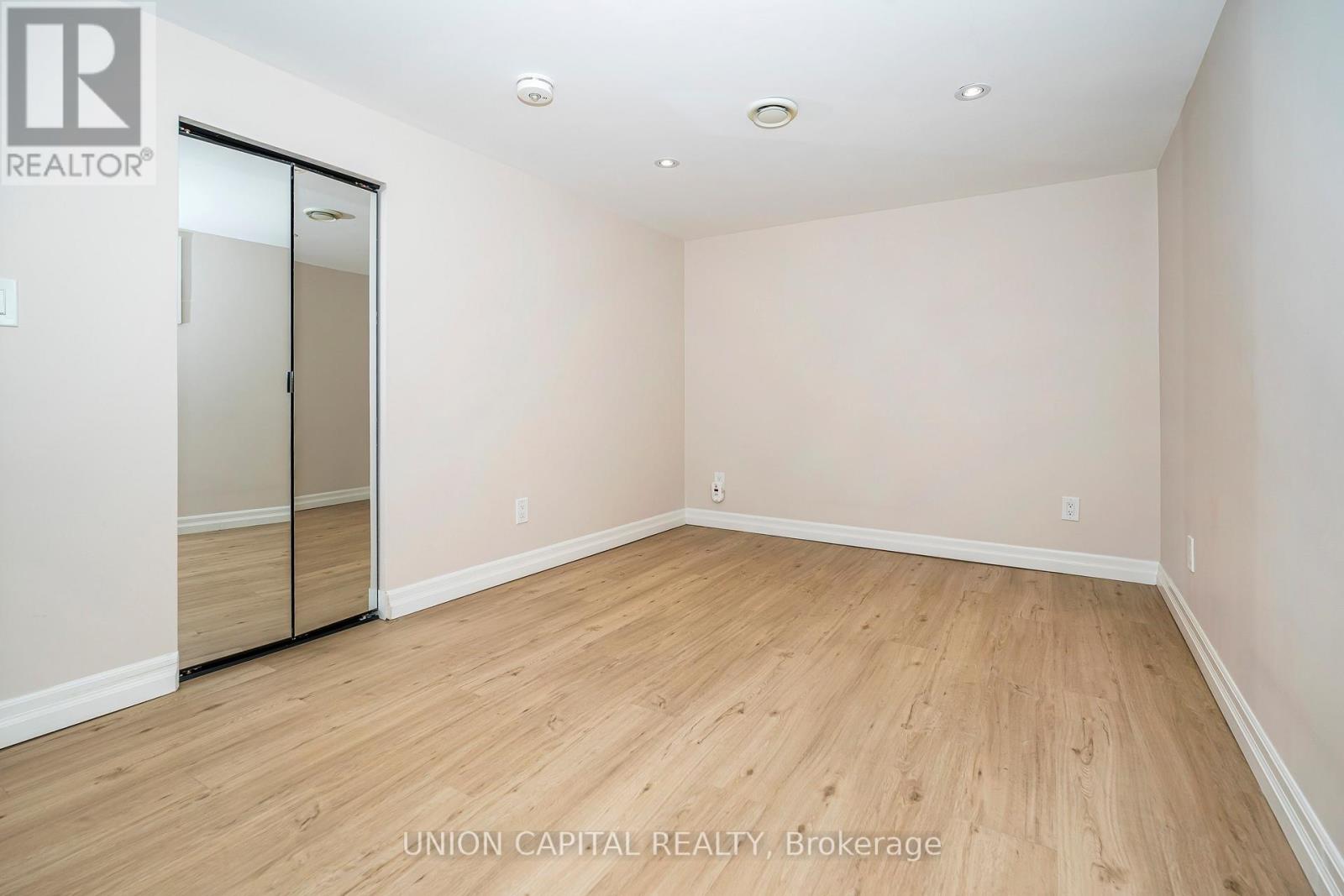 Basement - 40 Peveril Hill N, Toronto, Ontario  M6C 3B1 - Photo 11 - C12771810