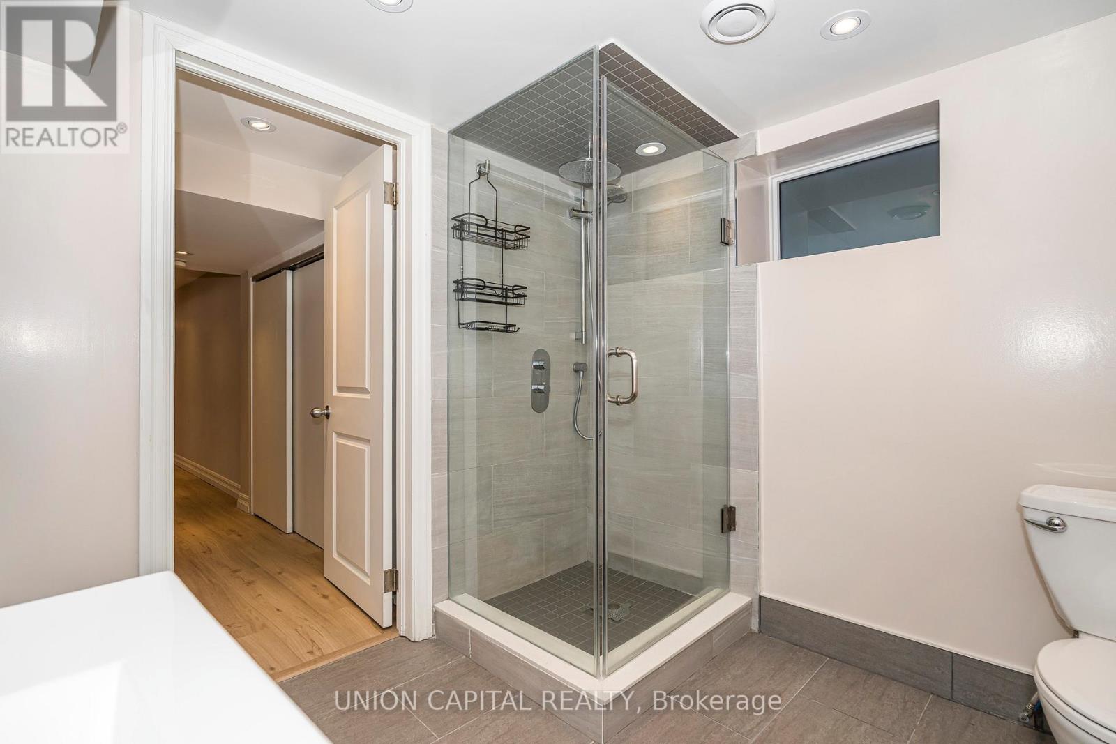 Basement - 40 Peveril Hill N, Toronto, Ontario  M6C 3B1 - Photo 17 - C12771810