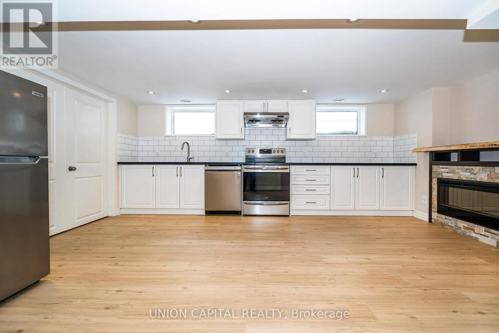 Basement - 40 Peveril Hill N, Toronto, Ontario  M6C 3B1 - Photo 2 - C12771810