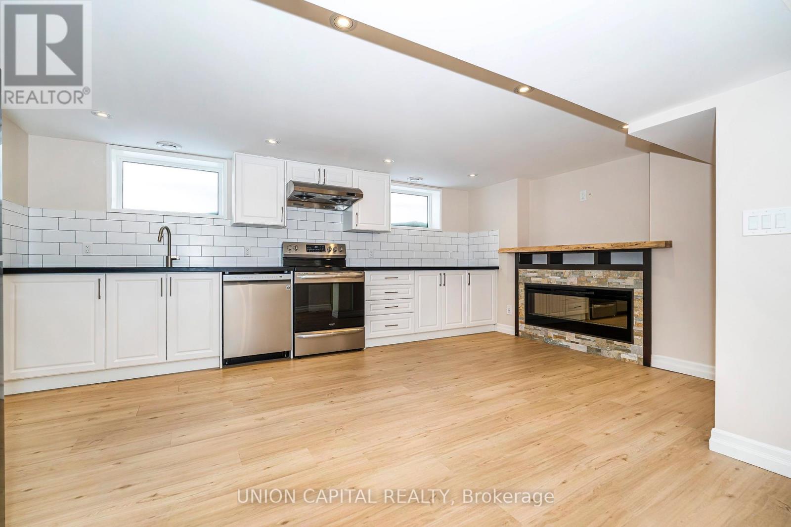 Basement - 40 Peveril Hill N, Toronto, Ontario  M6C 3B1 - Photo 3 - C12771810