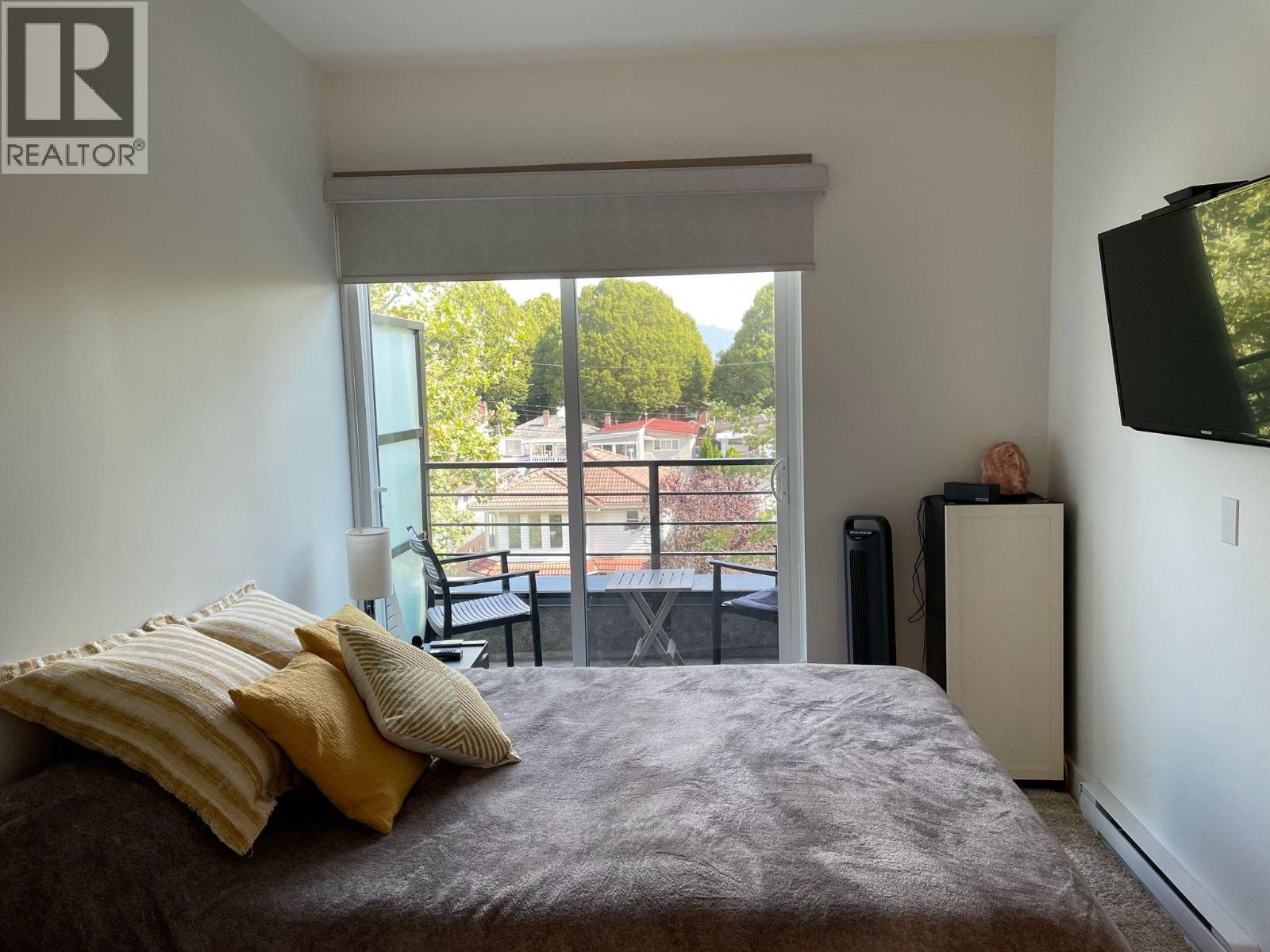 Listing Picture 22 of 23 : 405 2666 DUKE STREET, Vancouver / 溫哥華 - 魯藝地產 Yvonne Lu Group - MLS Medallion Club Member